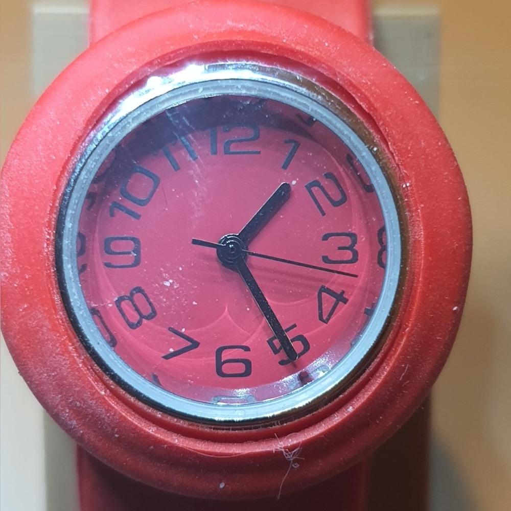 🦋10/$20🦋 Silver/Red Women's Slap  Watch
